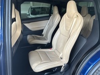 Tesla Model X vaihtoauto