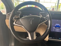 Tesla Model X vaihtoauto