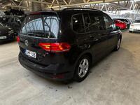 Volkswagen Touran vaihtoauto