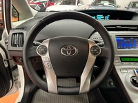 Toyota Prius Plug-in vaihtoauto