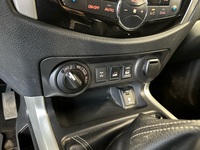 Nissan Navara vaihtoauto