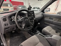 Nissan Navara vaihtoauto