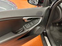 Volvo V40 Cross Country vaihtoauto