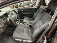 Honda Insight vaihtoauto