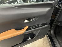 Lexus UX vaihtoauto
