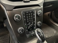 Volvo V40 Cross Country vaihtoauto