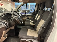 Ford Tourneo Custom vaihtoauto