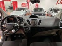 Ford Tourneo Custom vaihtoauto