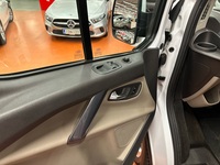 Ford Tourneo Custom vaihtoauto