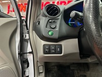 Honda Insight vaihtoauto