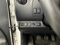 Nissan Navara vaihtoauto