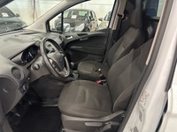 Ford Transit Courier vaihtoauto