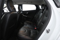 Volvo V40 Cross Country vaihtoauto