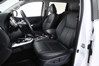 Nissan Navara vaihtoauto