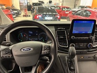 Ford Tourneo Custom vaihtoauto