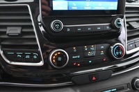 Ford Tourneo Custom vaihtoauto