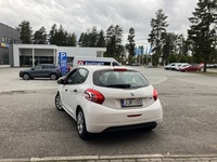 Peugeot 208 vaihtoauto
