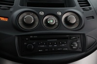 Mitsubishi Grandis vaihtoauto