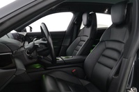 Porsche Taycan vaihtoauto