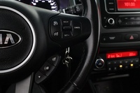 Kia Carens vaihtoauto