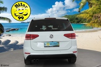 Volkswagen Touran vaihtoauto
