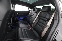 Porsche Taycan vaihtoauto