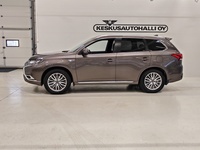 Mitsubishi Outlander PHEV vaihtoauto