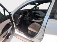 Lexus LBX vaihtoauto