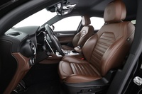 Alfa Romeo Stelvio vaihtoauto