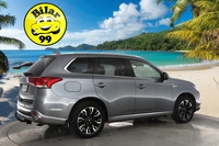 Mitsubishi Outlander PHEV vaihtoauto