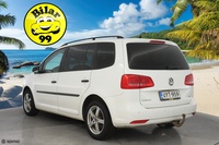 Volkswagen Touran vaihtoauto