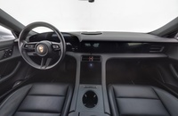 Porsche Taycan vaihtoauto