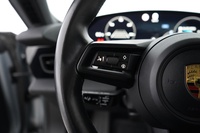 Porsche Taycan vaihtoauto