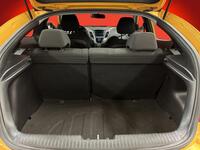 Hyundai Veloster vaihtoauto