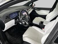 Tesla Model X vaihtoauto