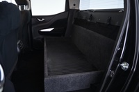 Nissan Navara vaihtoauto