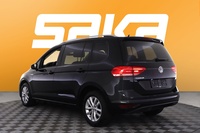 Volkswagen Touran vaihtoauto