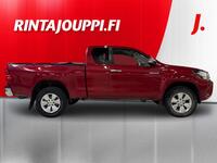 Toyota Hilux vaihtoauto
