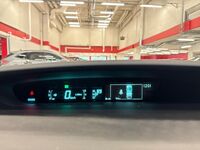 Toyota Prius PHEV vaihtoauto
