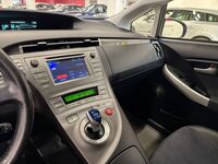 Toyota Prius PHEV vaihtoauto