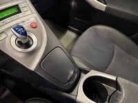 Toyota Prius PHEV vaihtoauto