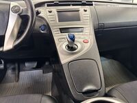 Toyota Prius PHEV vaihtoauto