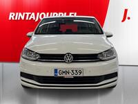 Volkswagen Touran vaihtoauto