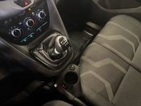 Ford Transit Connect vaihtoauto