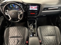 Mitsubishi Outlander PHEV vaihtoauto