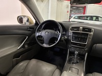 Lexus IS vaihtoauto