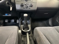 Nissan Tiida vaihtoauto