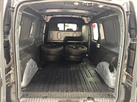 Nissan NV250 vaihtoauto