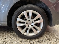 SEAT Alhambra vaihtoauto