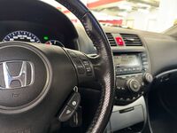 Honda Accord vaihtoauto